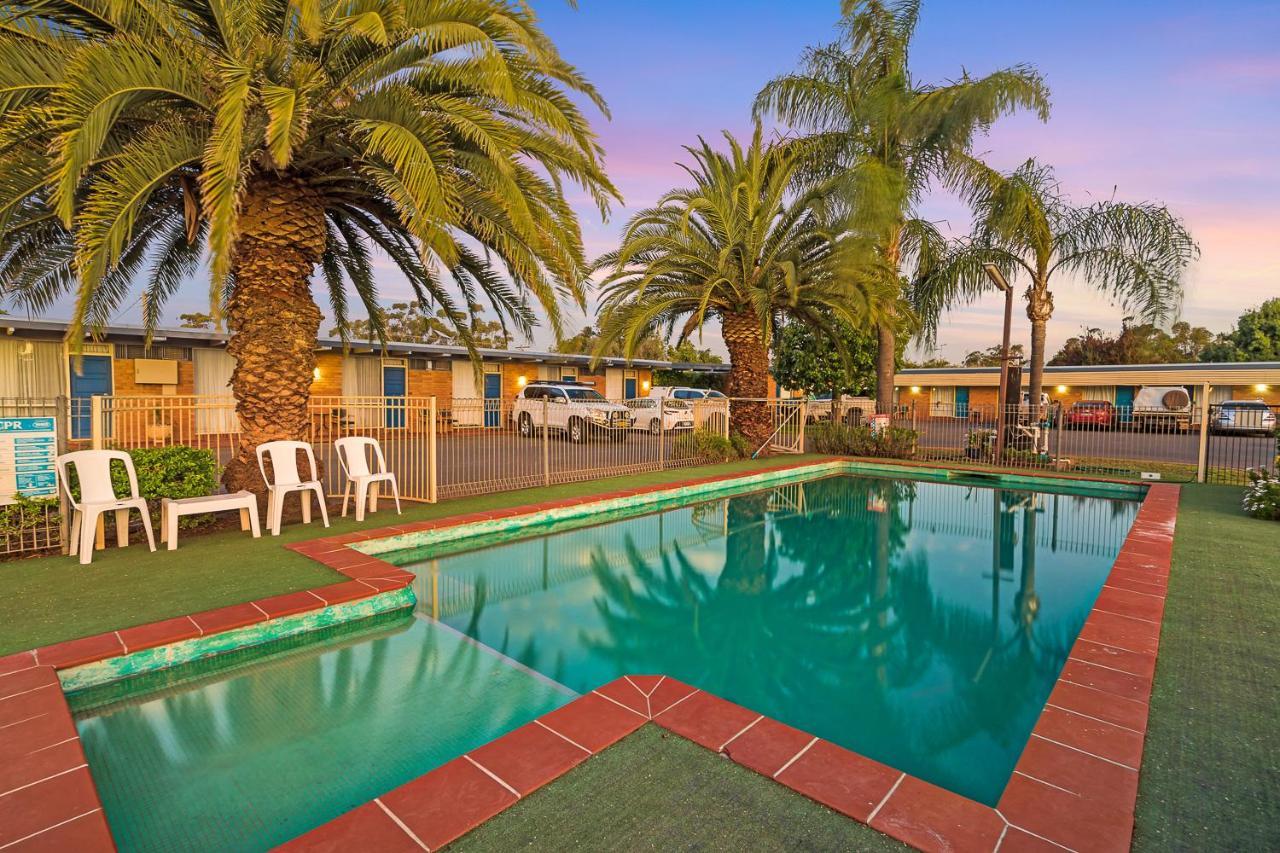 Plainsman Motel Forbes Εξωτερικό φωτογραφία