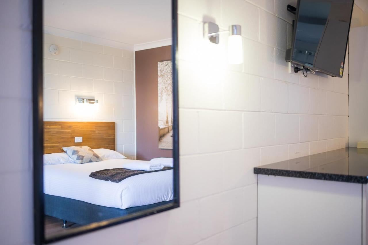 Plainsman Motel Forbes Εξωτερικό φωτογραφία